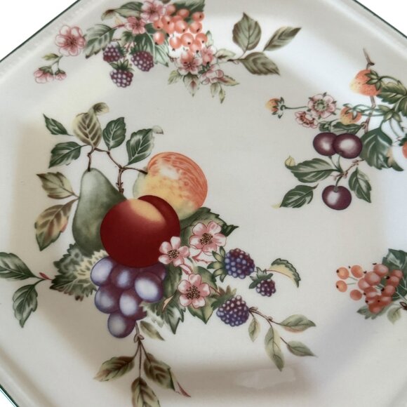 Johnson Brothers FRESH FRUIT Dinner Plates England Porcelain Octagonal Set Of 2 - Picture 9 of 13